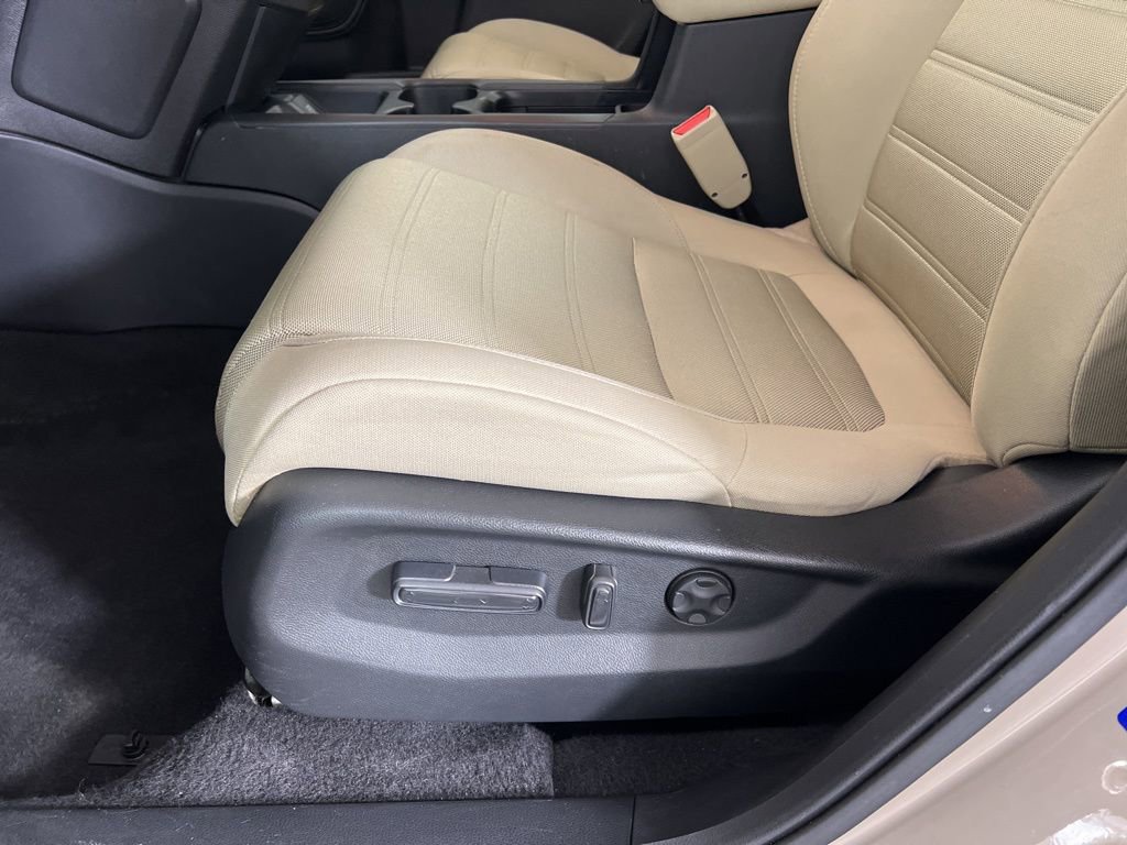 Used 2019 Honda CR-V EX image 18