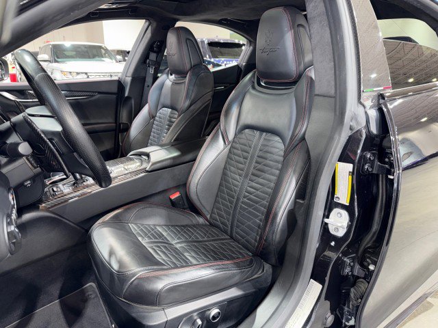 Used 2022 Maserati Ghibli Trofeo image 9
