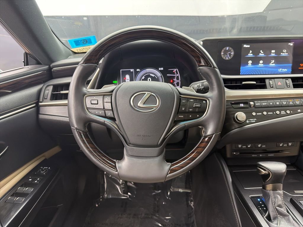 Used 2021 Lexus ES 300h w/ Premium Package image 8