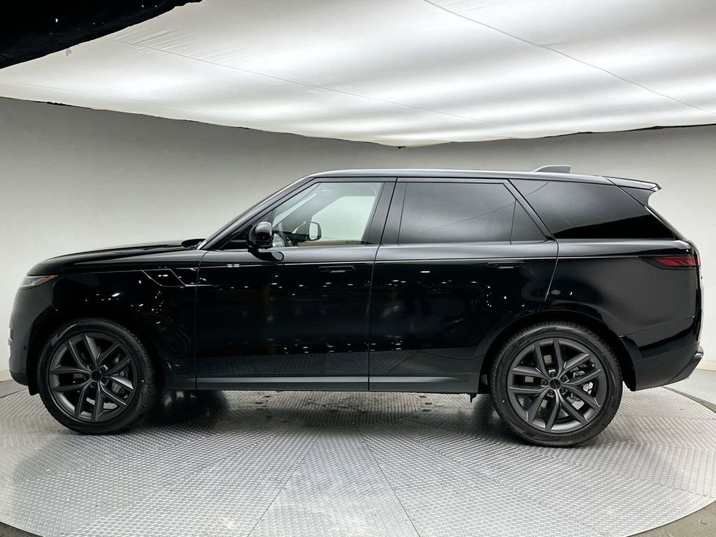 New 2026 Land Rover Range Rover Sport SE AWD/4WD image 10