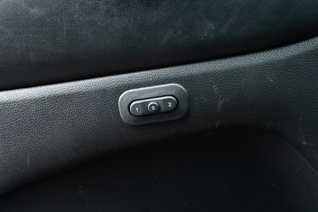 Used 2022 Jeep Grand Cherokee Limited RWD image 22