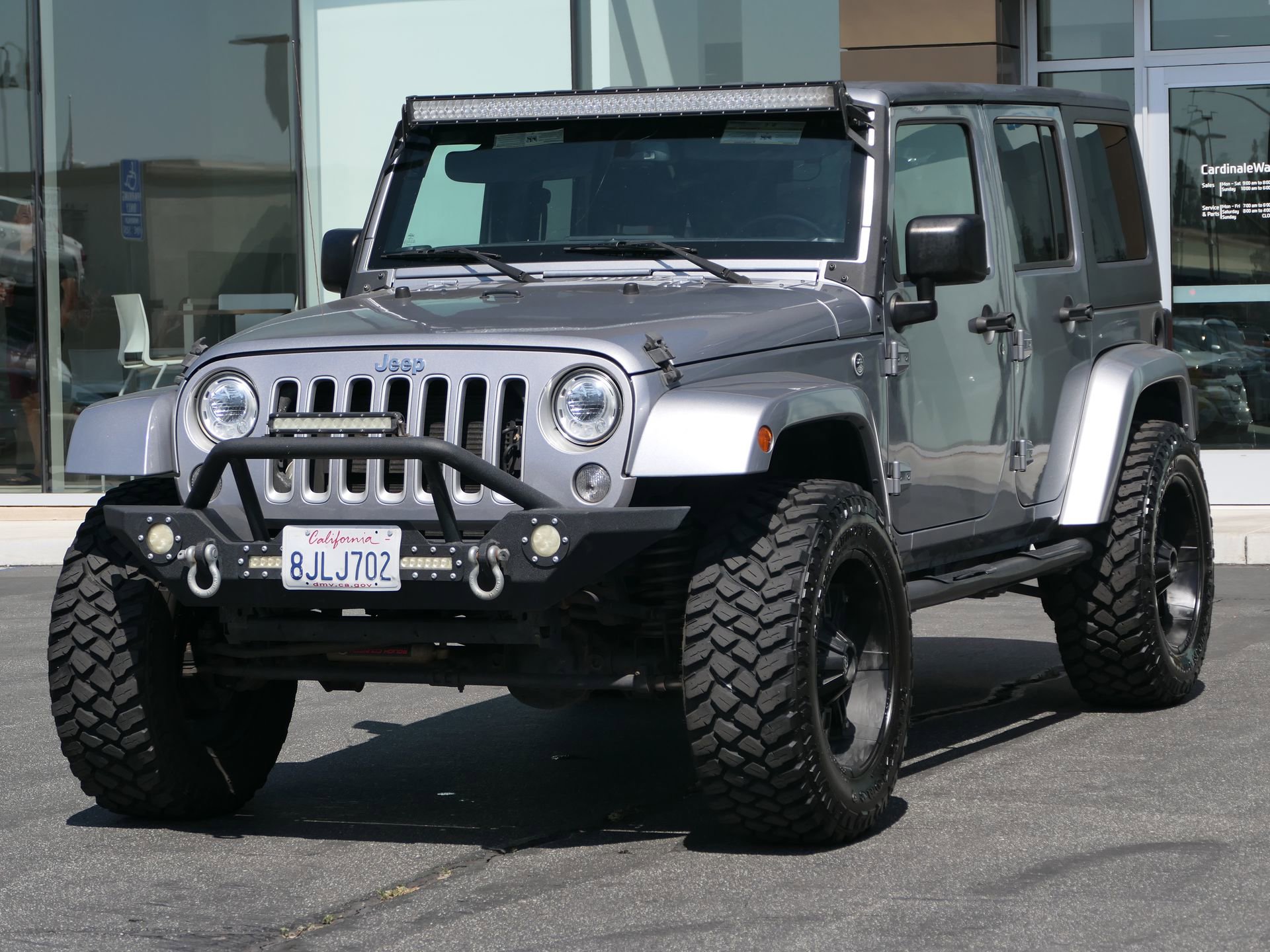 Used 2017 Jeep Wrangler Unlimited Sahara image 7