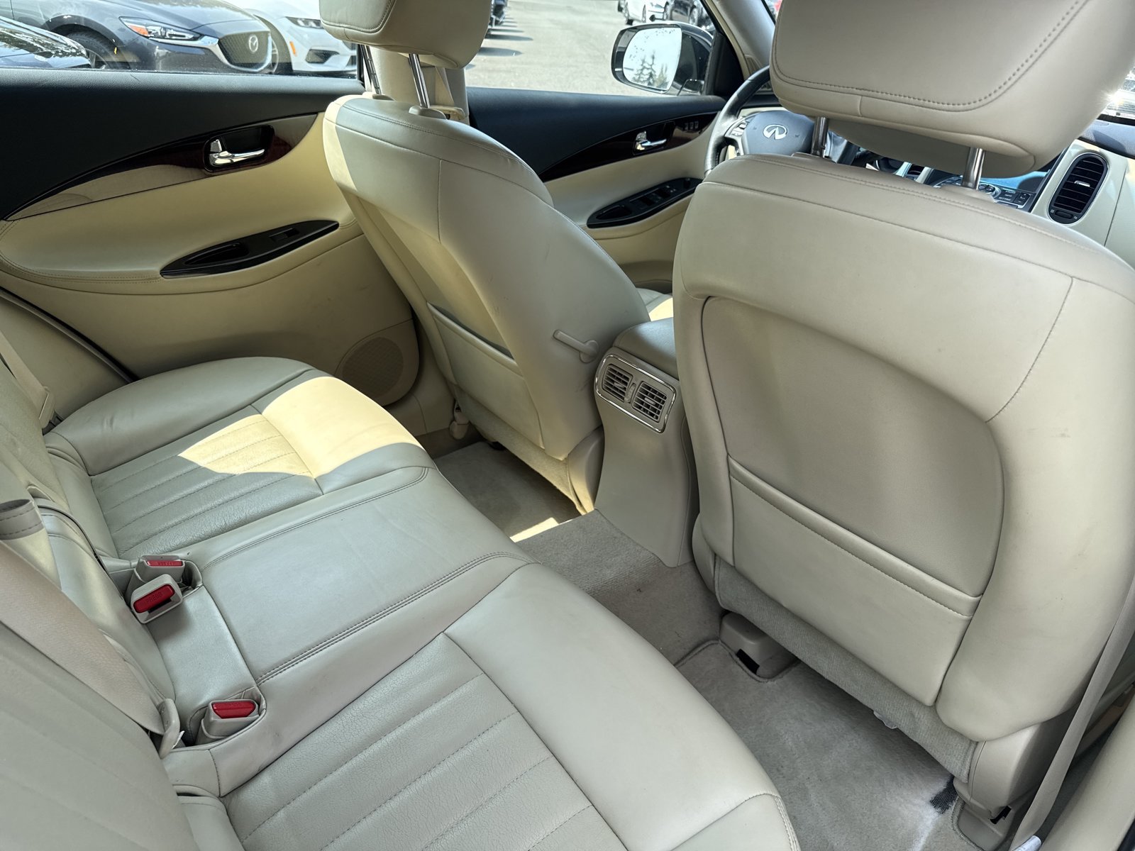 Used 2017 INFINITI QX50 AWD w/ Premium Plus Package image 15