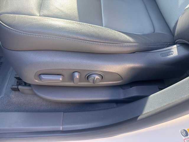 Used 2019 Chevrolet Blazer LT w/ Sun and Wheels Package image 14