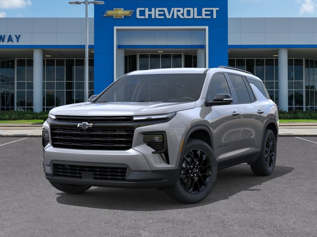 New 2026 Chevrolet Traverse LT w/ Midnight/Sport Edition FWD image 6