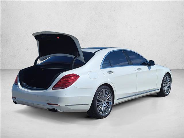 Used 2017 Mercedes-Benz S 550 Sedan image 5