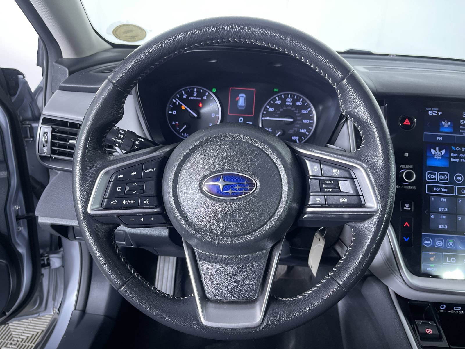 Used 2024 Subaru Outback Premium AWD/4WD image 16