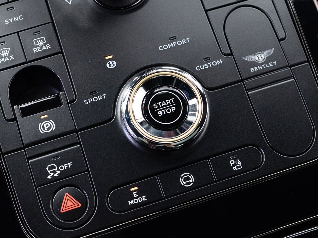 Used 2025 Bentley Continental GT Speed image 31