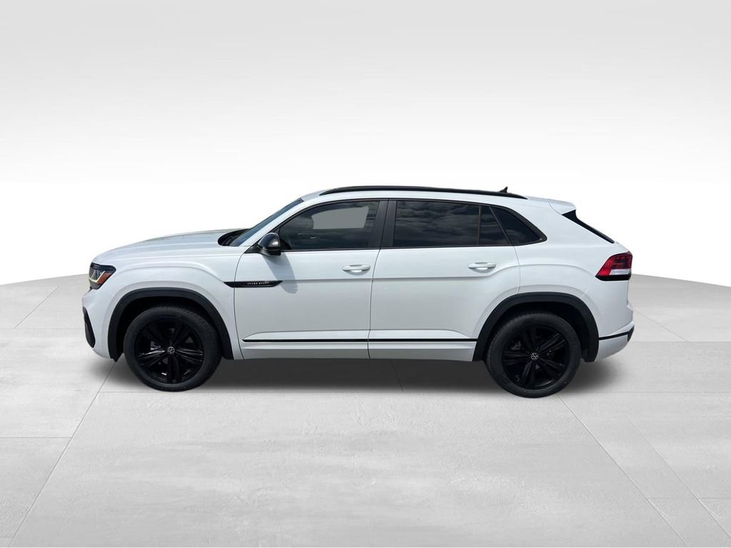 Certified 2023 Volkswagen Atlas Cross Sport SEL R-Line AWD/4WD image 4