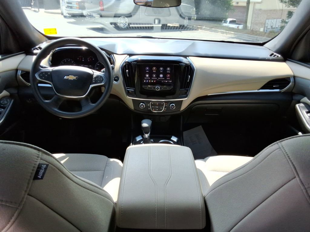 Certified 2023 Chevrolet Traverse LS FWD image 20
