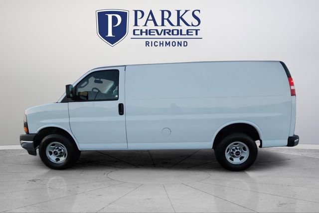 Certified 2024 GMC Savana 2500 Work Van w/ Driver Convenience Package image 5