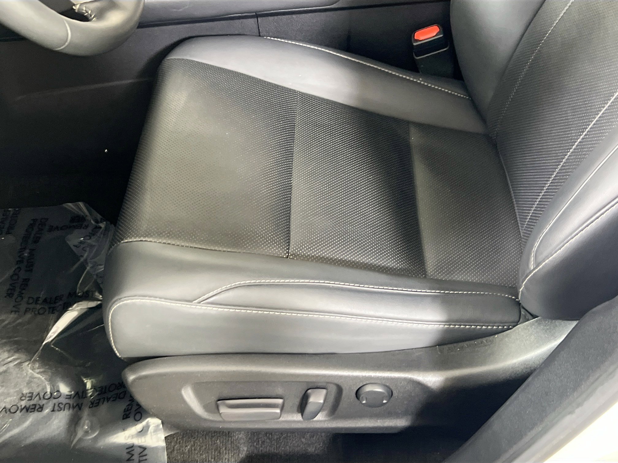 Used 2022 Lexus RX 450h AWD w/ Premium Package image 18