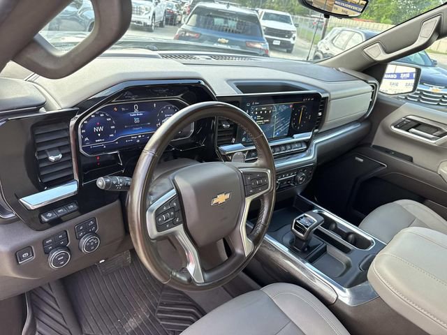Used 2024 Chevrolet Silverado 1500 LTZ AWD/4WD image 40
