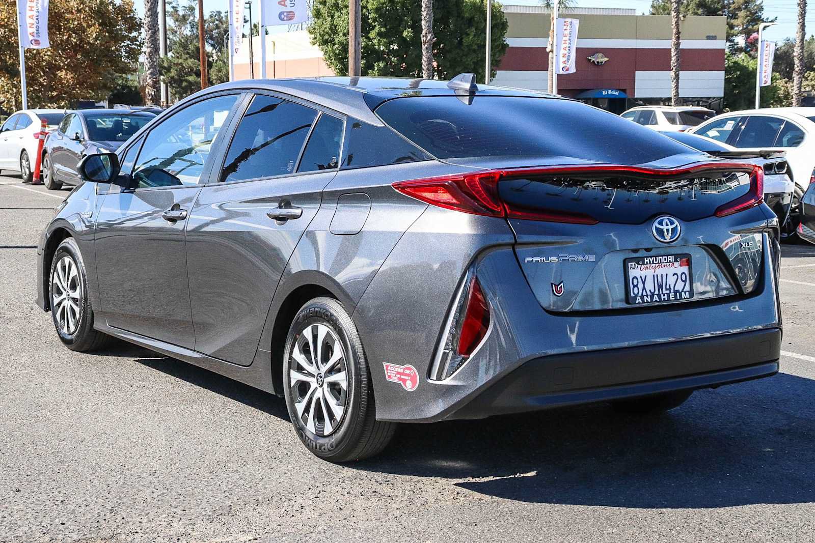 Used 2022 Toyota Prius Prime XLE FWD image 9