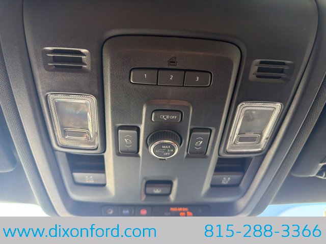 Used 2024 Chevrolet Tahoe RST w/ Luxury Package AWD/4WD image 19