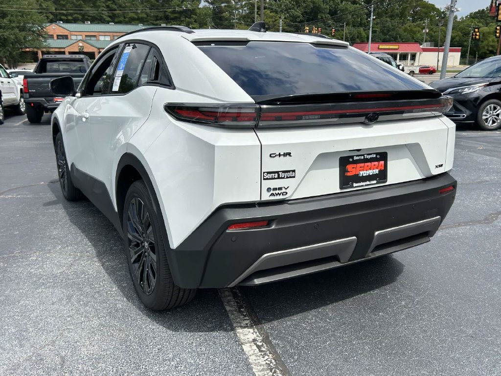 New 2026 Toyota C-HR AWD/4WD image 5