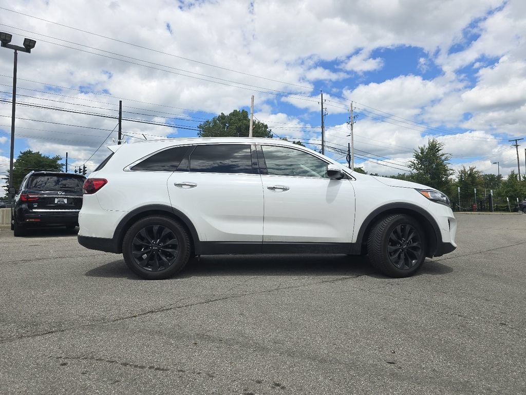 Used 2020 Kia Sorento EX FWD image 16
