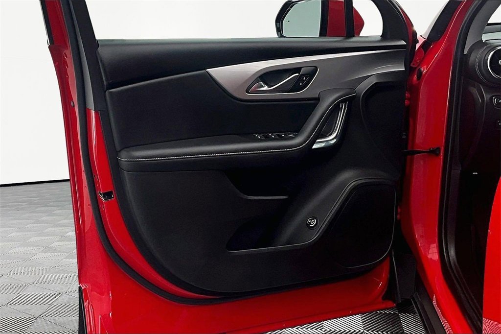Used 2023 Chevrolet Blazer LT w/ Convenience Package image 23