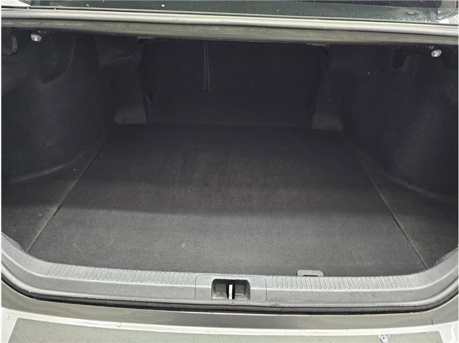 Used 2020 Toyota Camry XSE w/ Navigation Package image 12