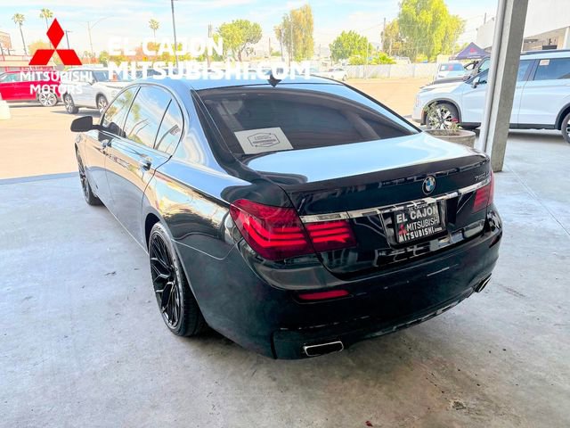 Used 2015 BMW 750Li w/ M Sport Edition image 4