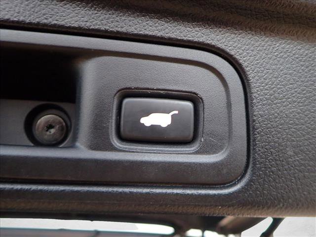 Used 2022 Honda Pilot Touring image 9