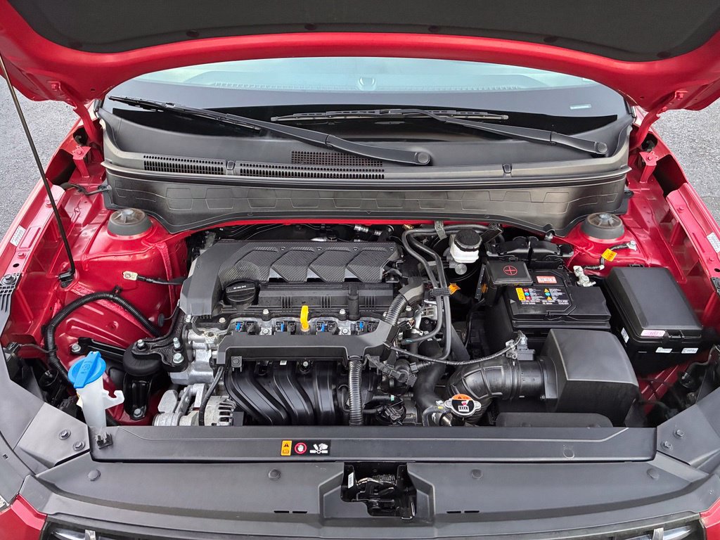 Certified 2024 Hyundai Venue Limited FWD image 9