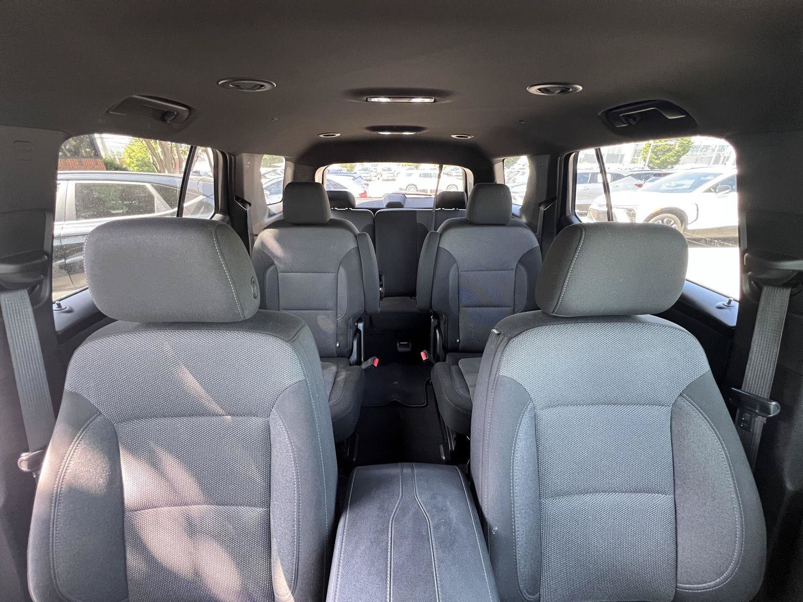 Used 2024 Chevrolet Traverse LT FWD image 27