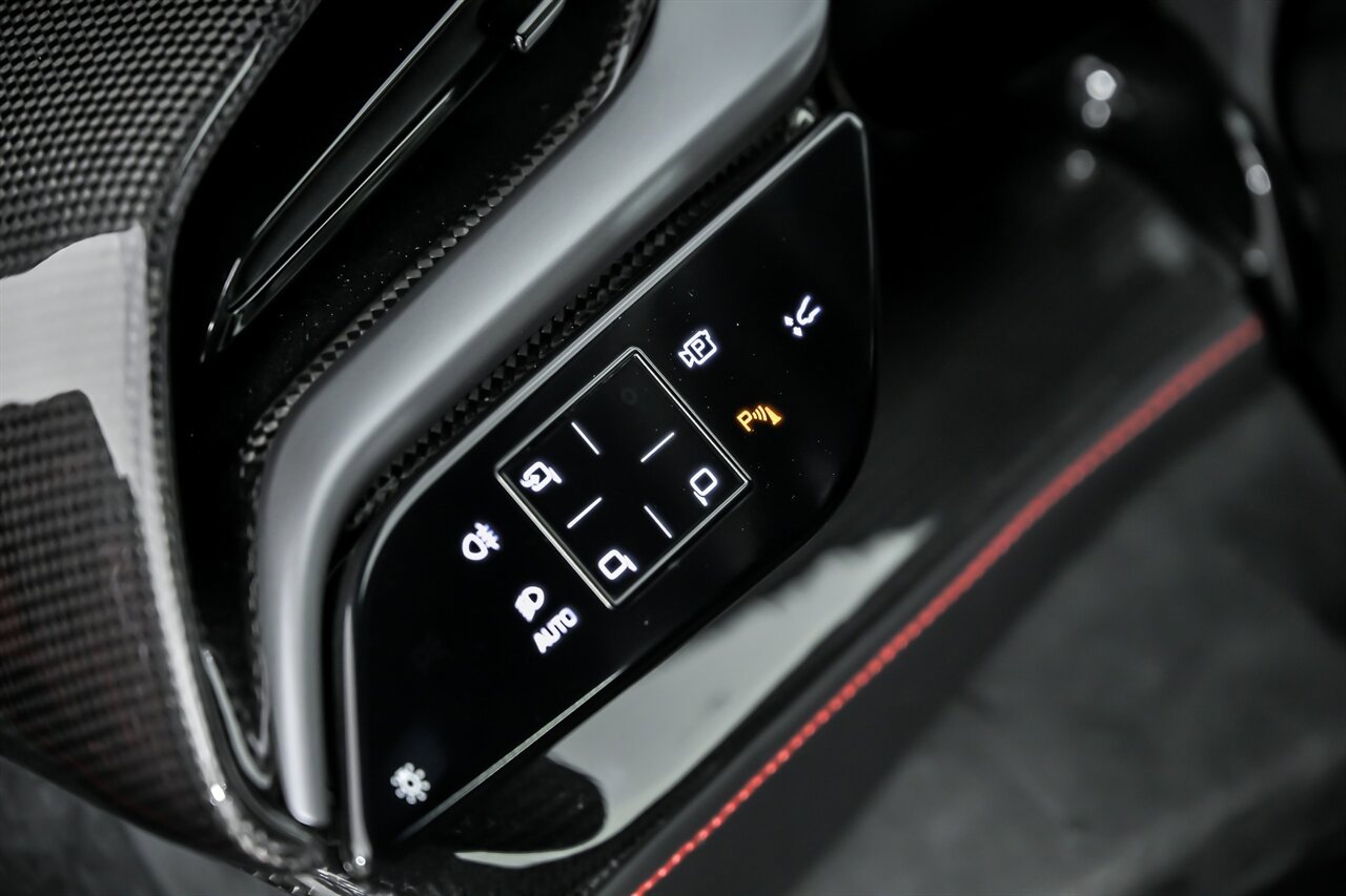 Used 2023 Ferrari SF90 Stradale image 29