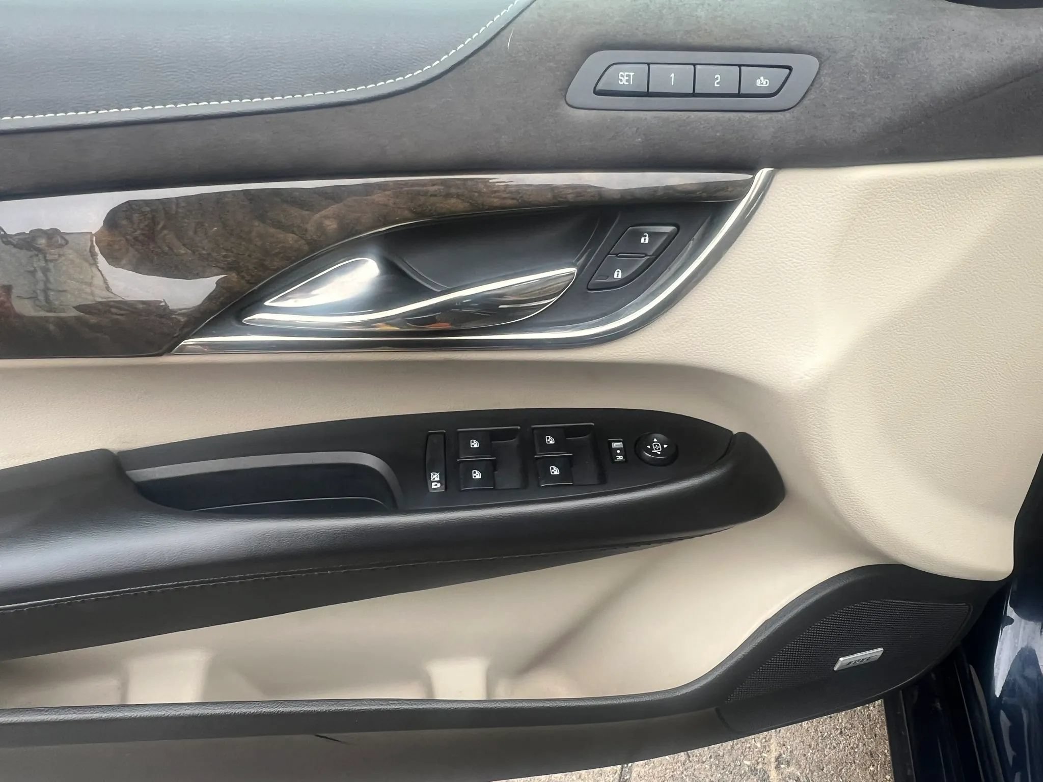 Used 2018 Cadillac ATS Luxury AWD/4WD image 12