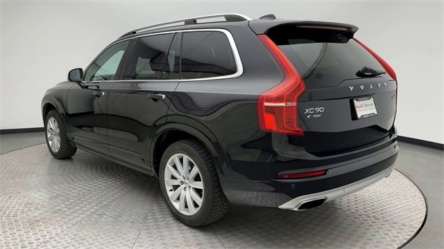 Used 2018 Volvo XC90 T6 Momentum w/ Convenience Package image 4