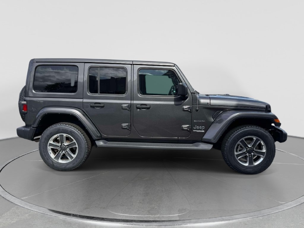 Used 2022 Jeep Wrangler Unlimited Sahara w/ Cold Weather Group AWD/4WD image 8