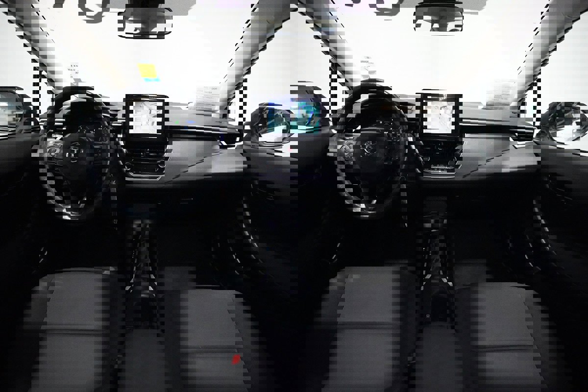 Used 2024 Toyota Corolla LE image 20