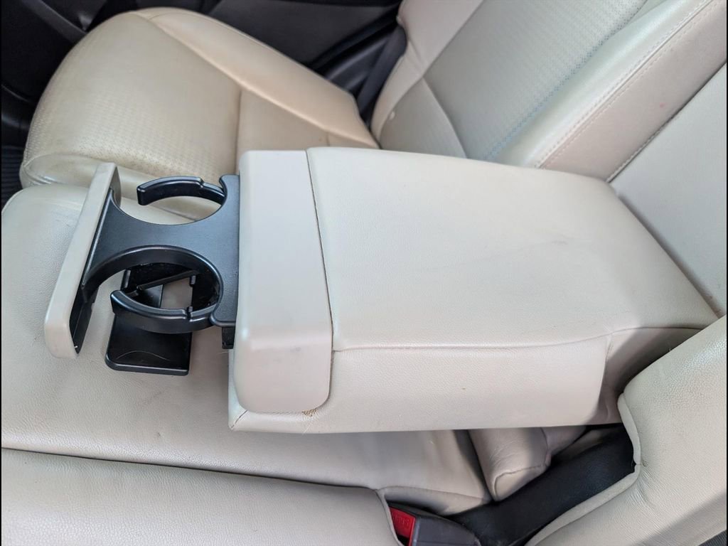 Used 2013 Hyundai Santa Fe Sport AWD/4WD image 20