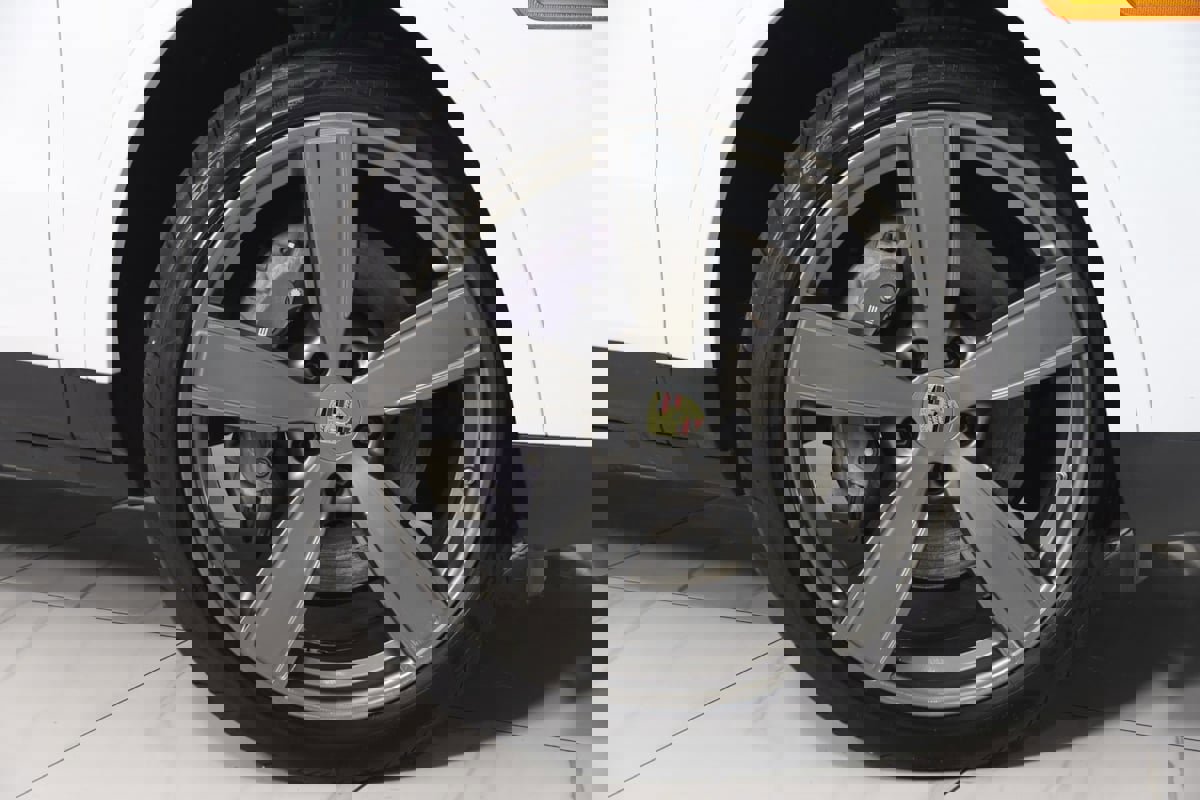 Used 2023 Porsche Cayenne image 20