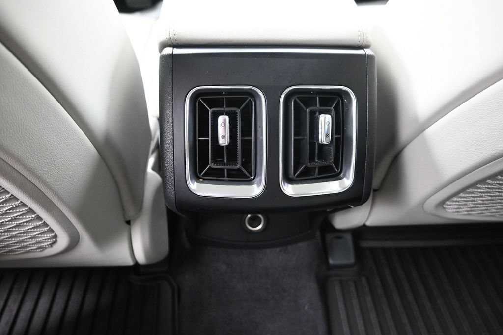 Certified 2025 Kia Sorento S AWD/4WD image 31