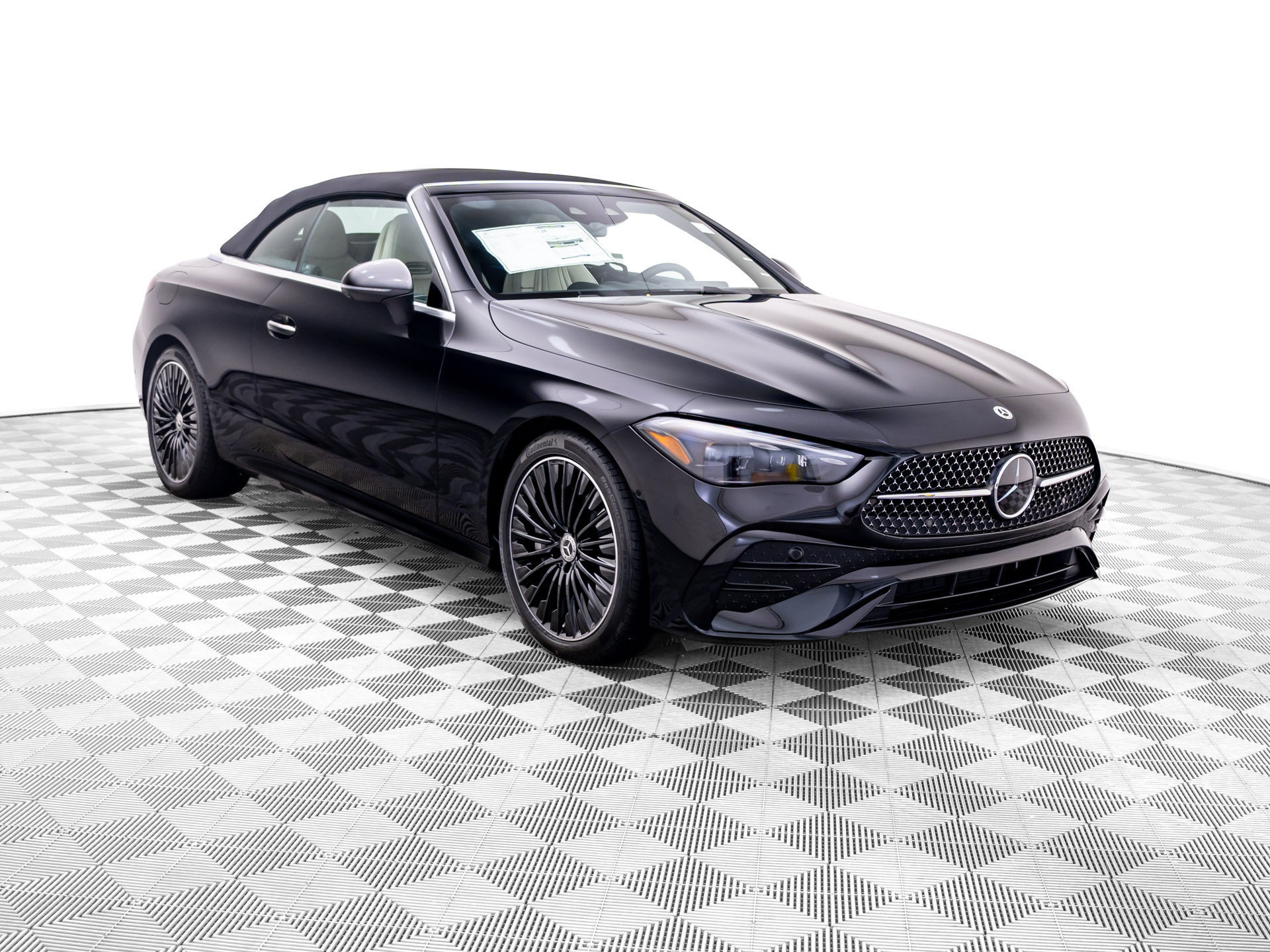 New 2027 Mercedes-Benz CLE 450 4MATIC Cabriolet image 7