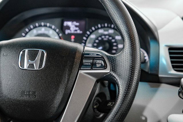 Used 2015 Honda Odyssey LX image 15