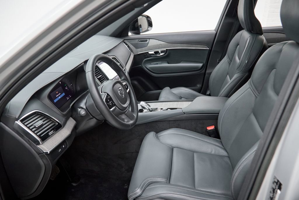 Certified 2023 Volvo XC90 T8 Ultimate w/ Protection Package Premier image 20