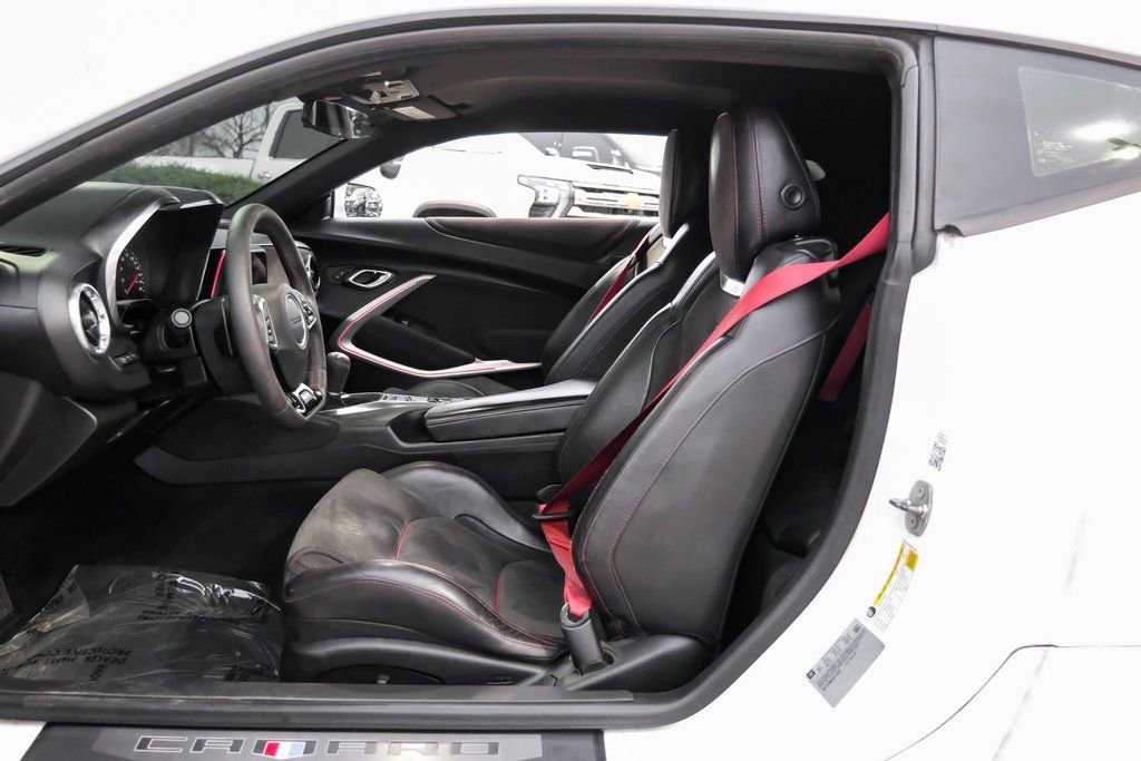 Used 2018 Chevrolet Camaro ZL1 image 18