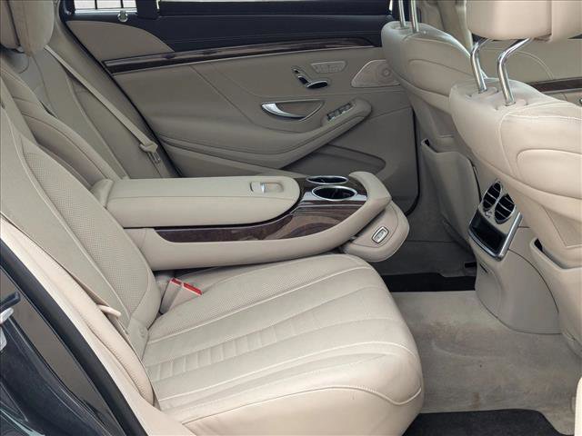 Used 2017 Mercedes-Benz S 550 Sedan image 22