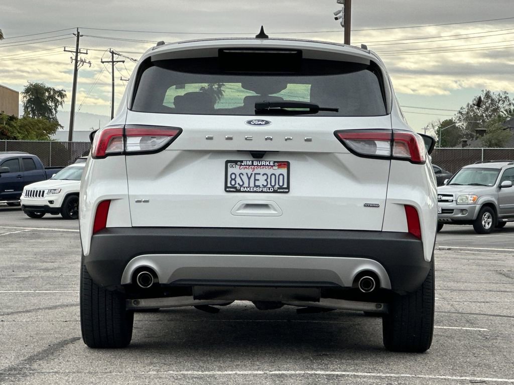 Certified 2020 Ford Escape SE Sport FWD image 4