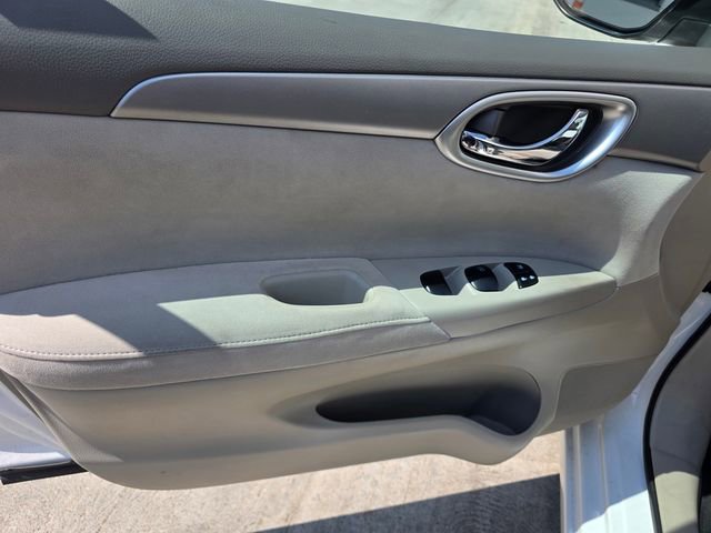 Used 2013 Nissan Sentra SV FWD image 8