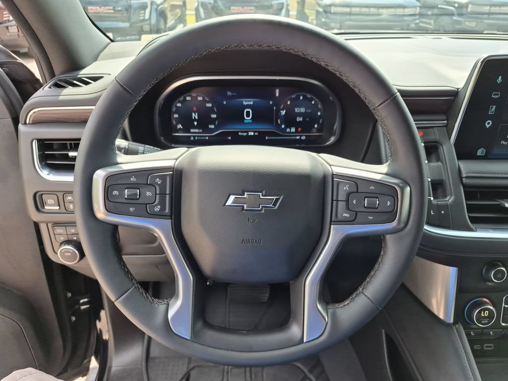 Used 2023 Chevrolet Tahoe Z71 w/ Luxury Package AWD/4WD image 25