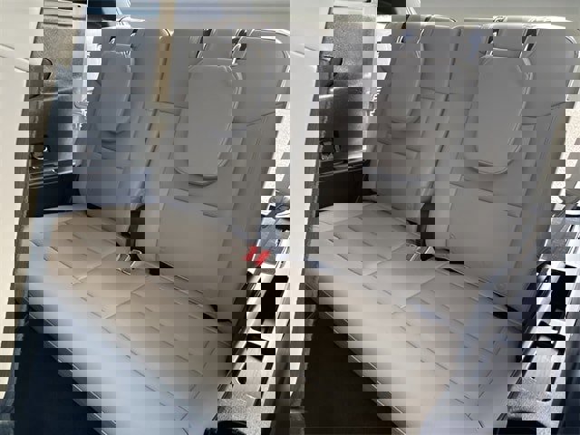 Used 2023 Ford Explorer XLT w/ Equipment Group 202A image 17