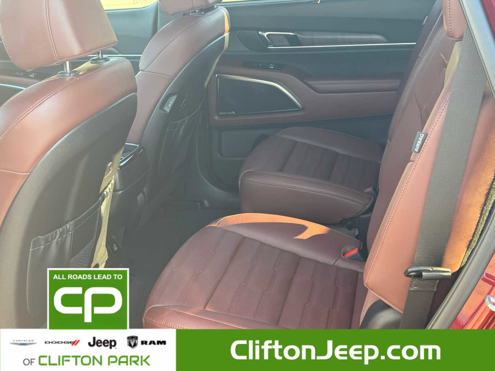 Used 2023 Kia Telluride SX Prestige image 13