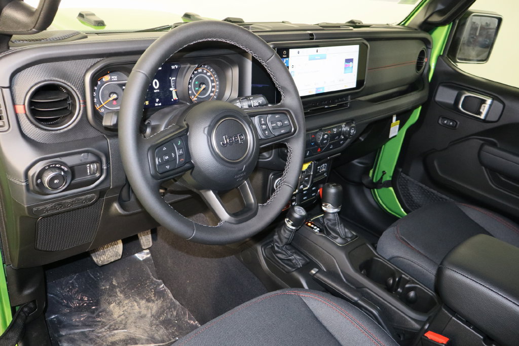 New 2026 Jeep Wrangler Unlimited Rubicon AWD/4WD image 26