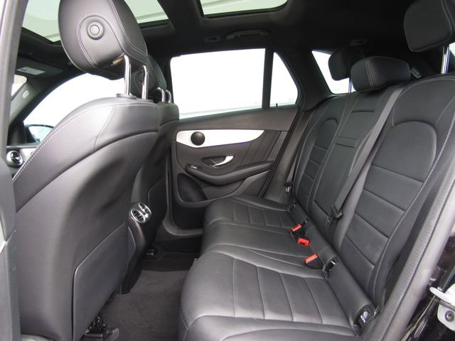 Used 2022 Mercedes-Benz GLC 300 4MATIC image 15