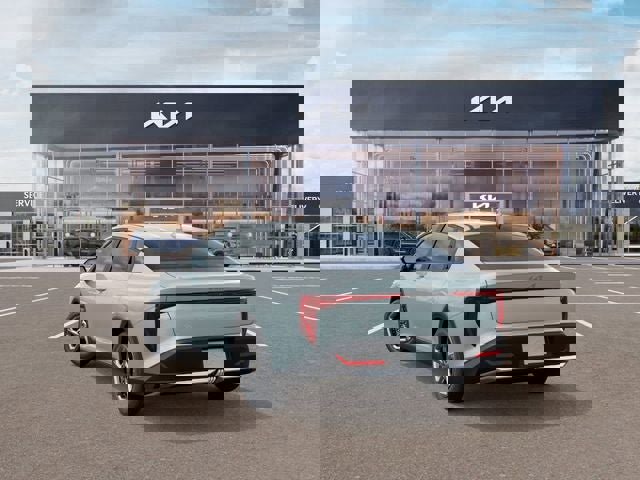 New 2026 Kia K4 LXS image 4