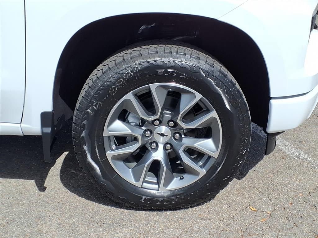 New 2026 Chevrolet Silverado 1500 RST w/ Safety Package AWD/4WD image 5
