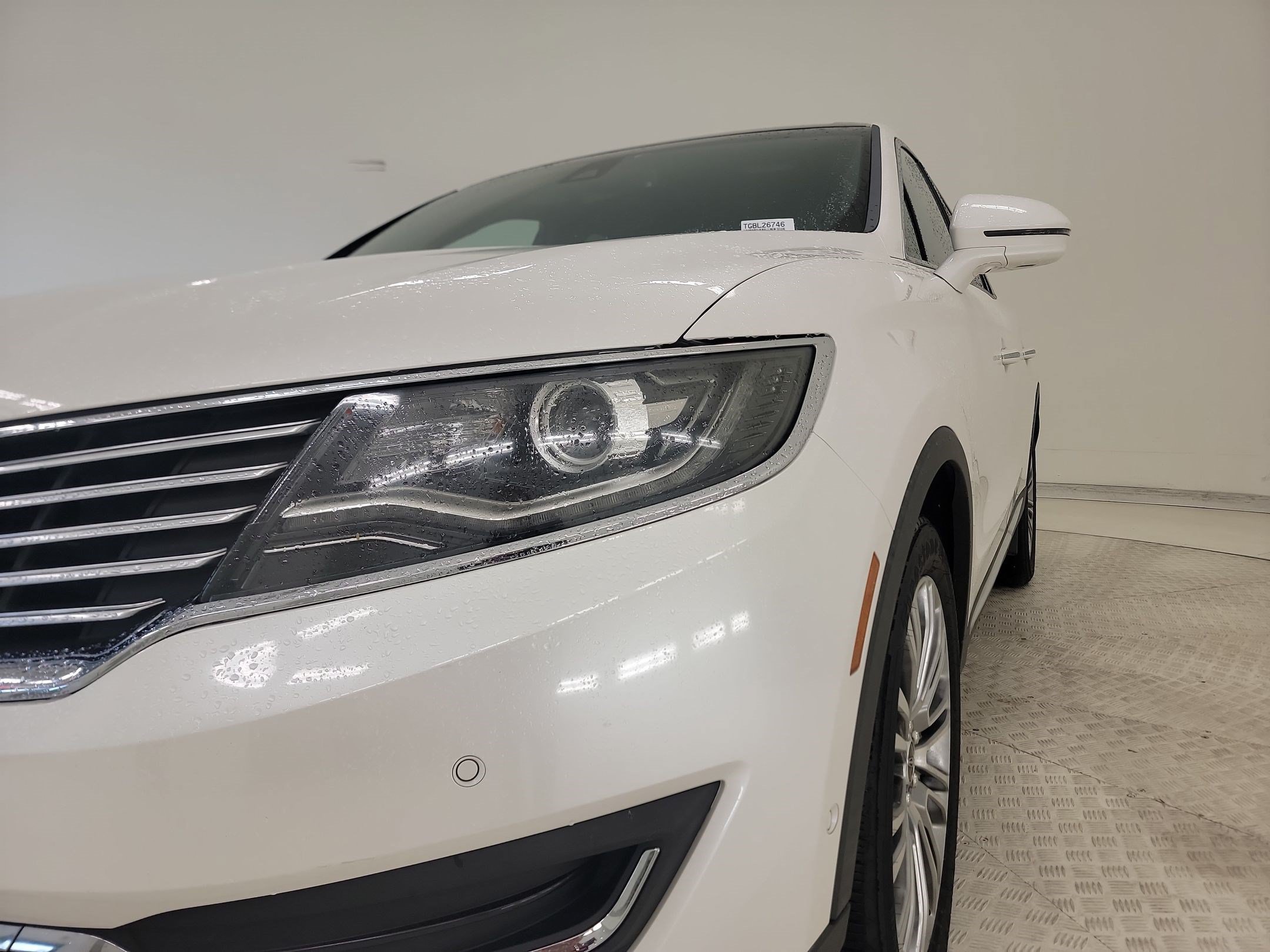 Used 2016 Lincoln MKX Reserve w/ Equipment Group 102A AWD/4WD image 10